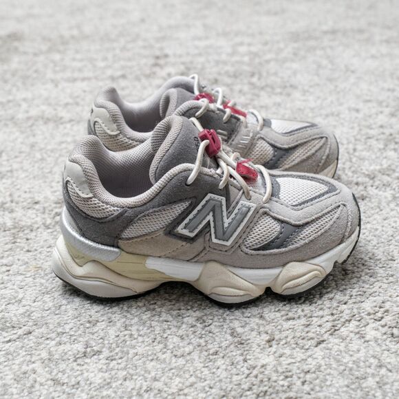 New Balance 9060 Toddler Athletic Sneaker Size 8 Raincloud Castlerock IV9060GY - Picture 2 of 7